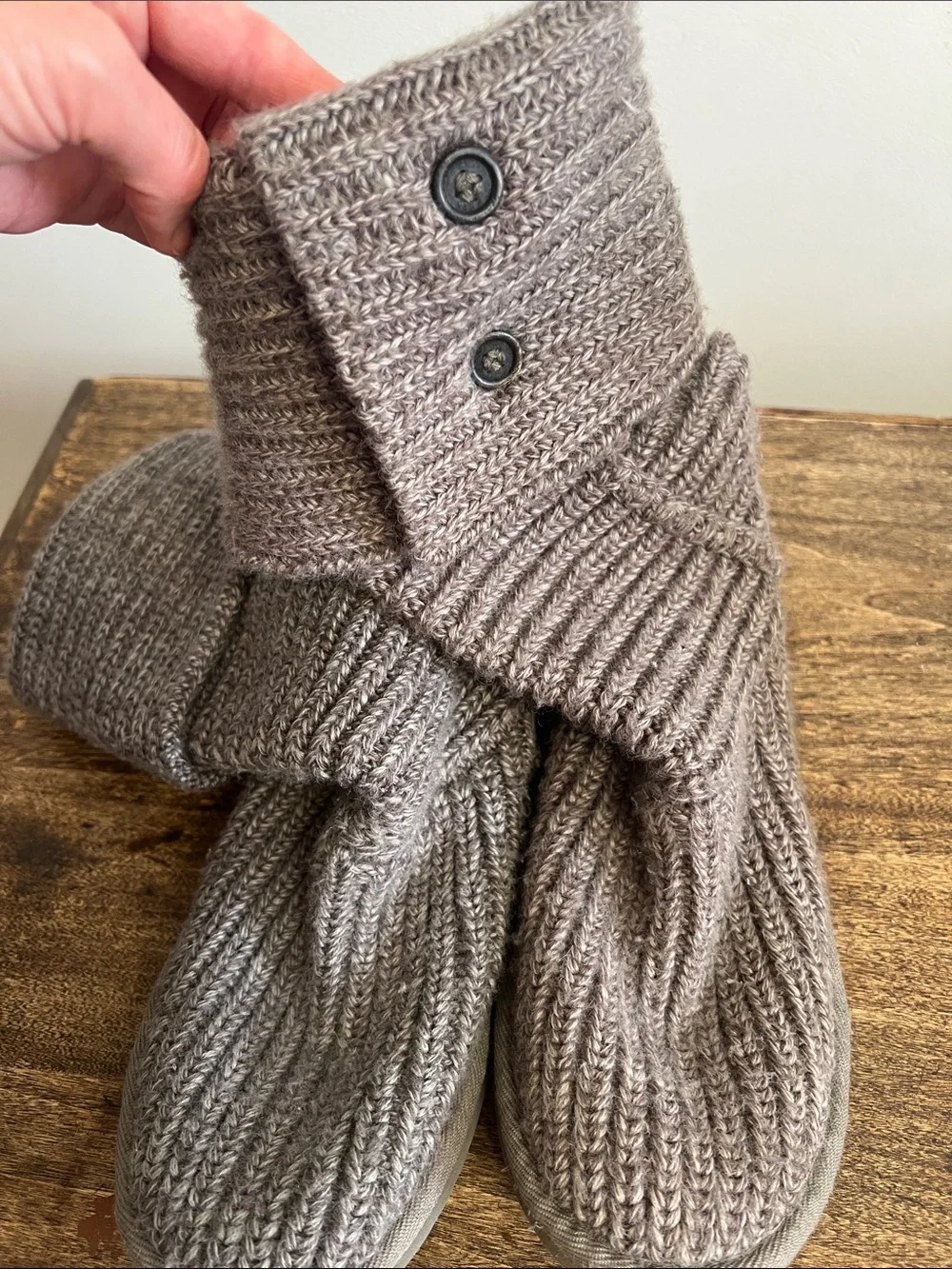 Vintage Y2K UGG Australia Gray Knit Button Slouch Leg Warmer Style🩶